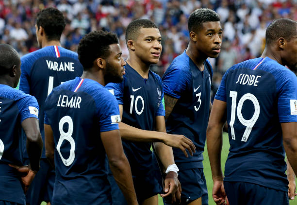 不同球队的 不同球队的