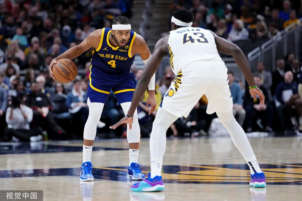 东的对决中 东的对决中